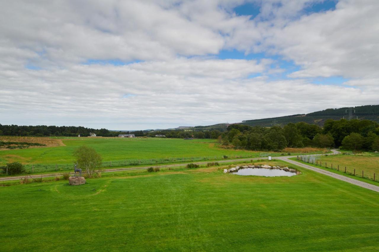 Daviot Lodge Exterior photo